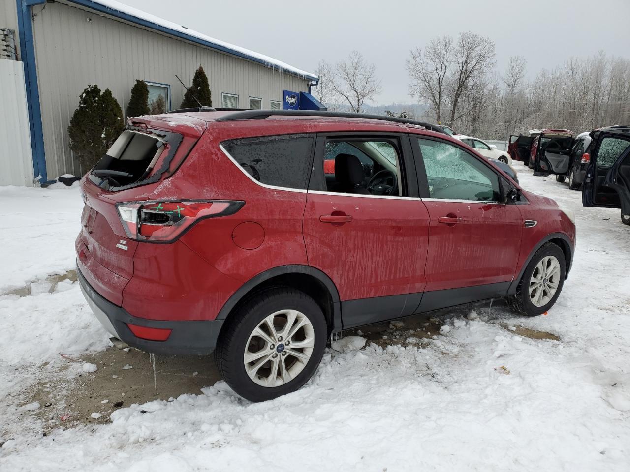 2017 FORD ESCAPE SE - Image 3