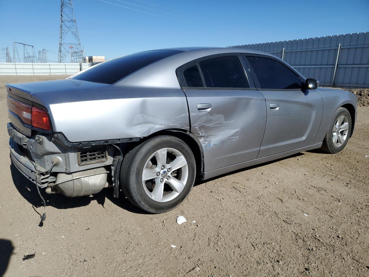 2014 DODGE CHARGER SE - Image 3