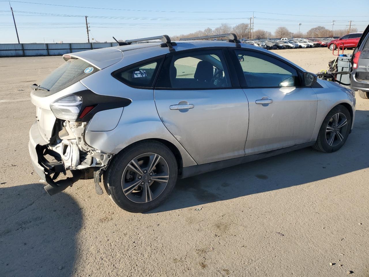 2016 FORD FOCUS SE - Фото 3