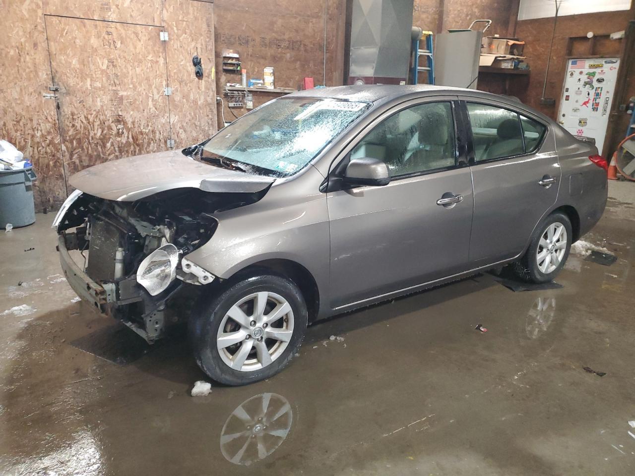 2014 NISSAN VERSA S