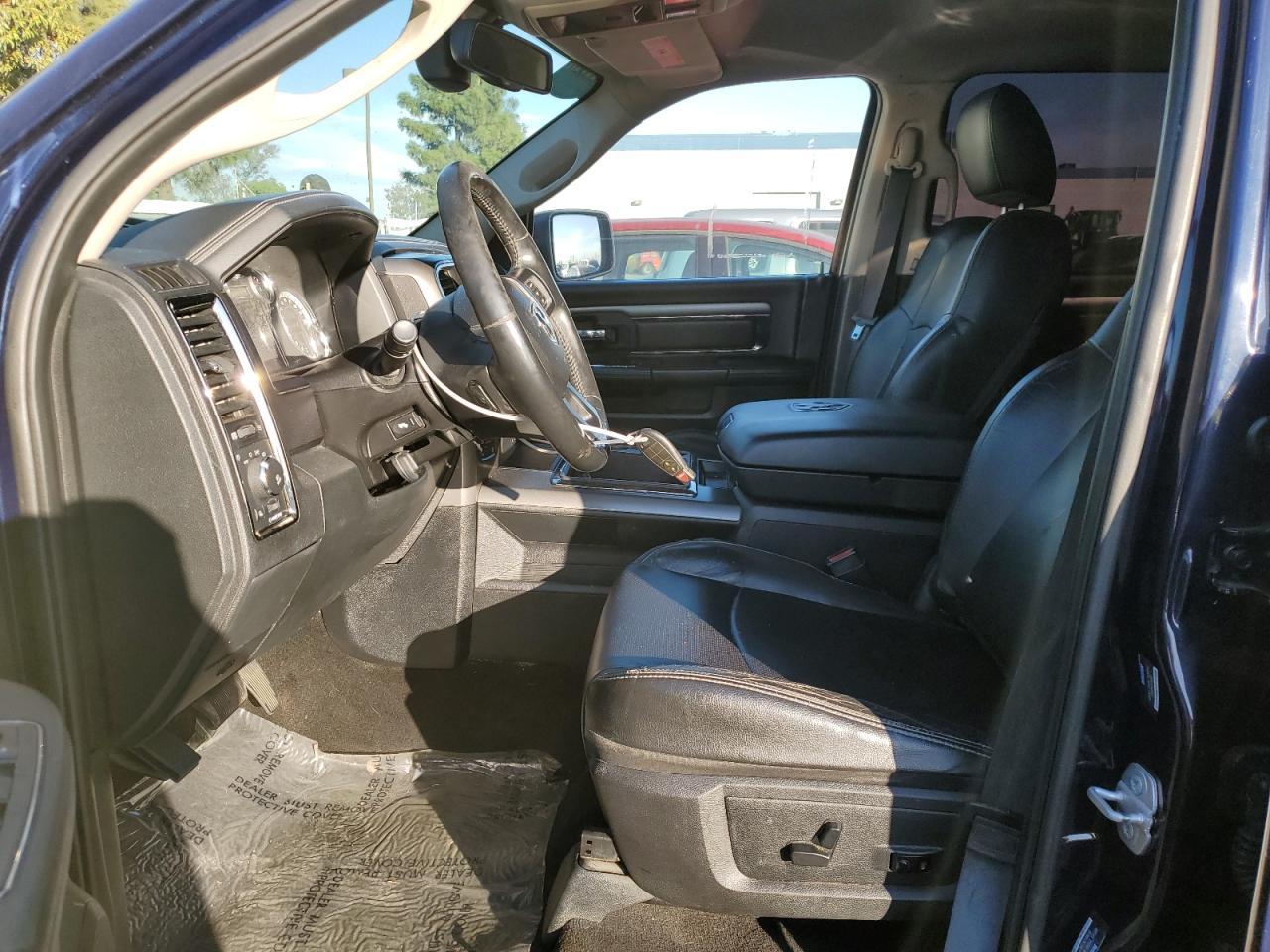 2015 RAM 1500 SPORT - Image 7