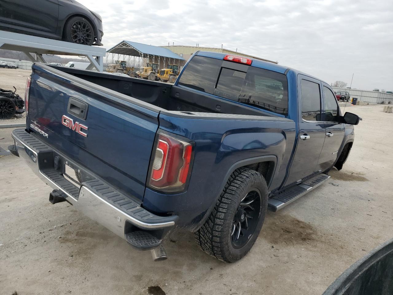 2017 GMC SIERRA K15 - Фото 3