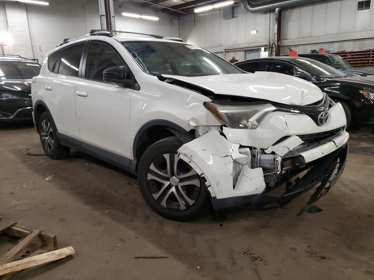 2016 TOYOTA RAV4 LE - Фото 4