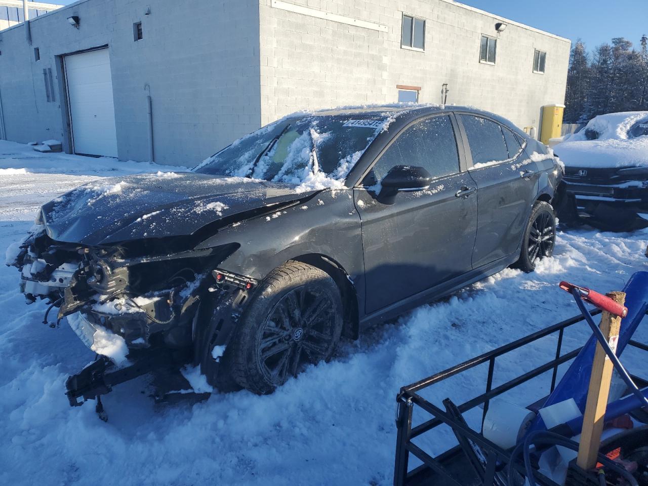 2025 TOYOTA CAMRY XSE