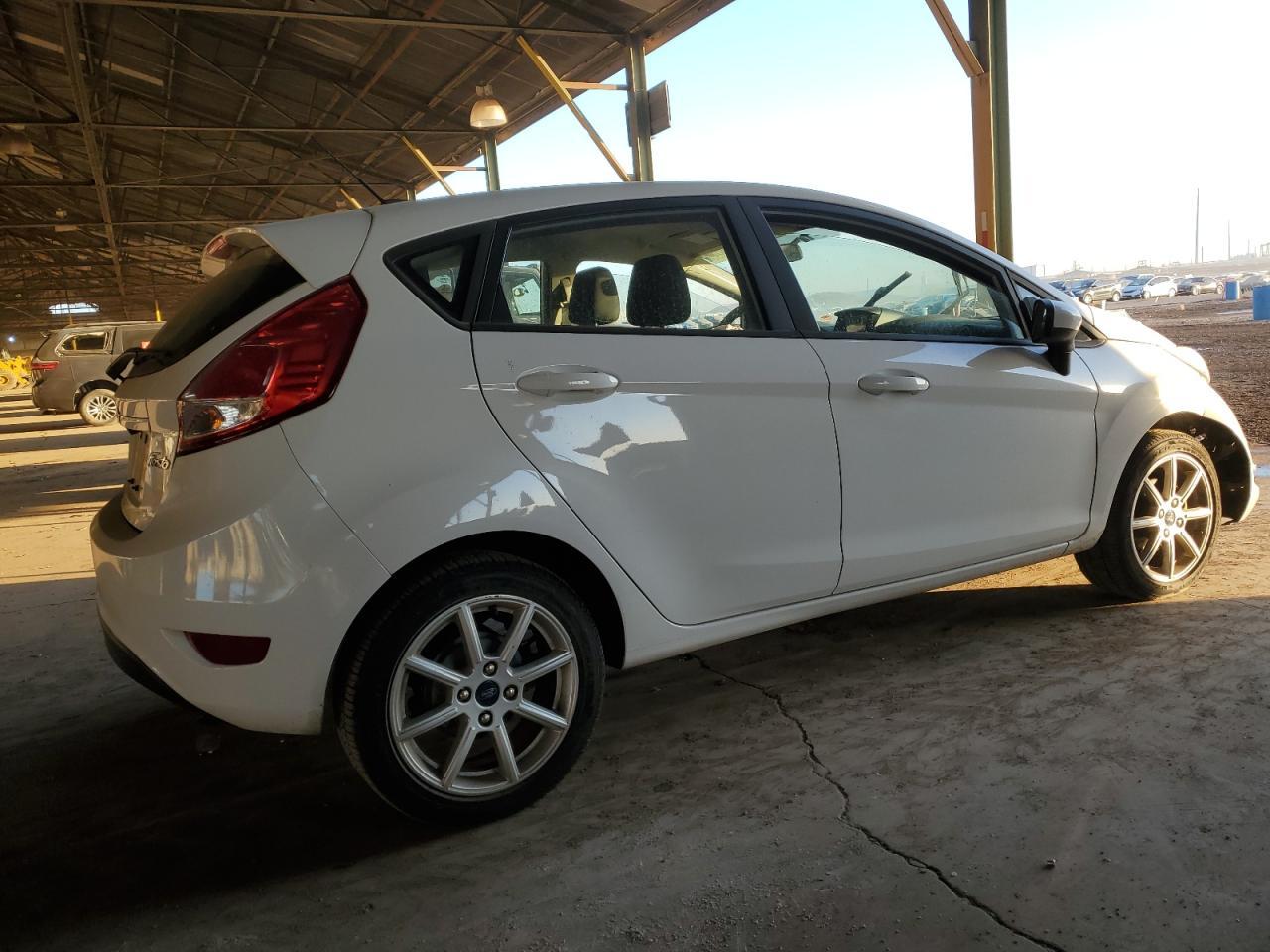 2019 FORD FIESTA SE - Image 3