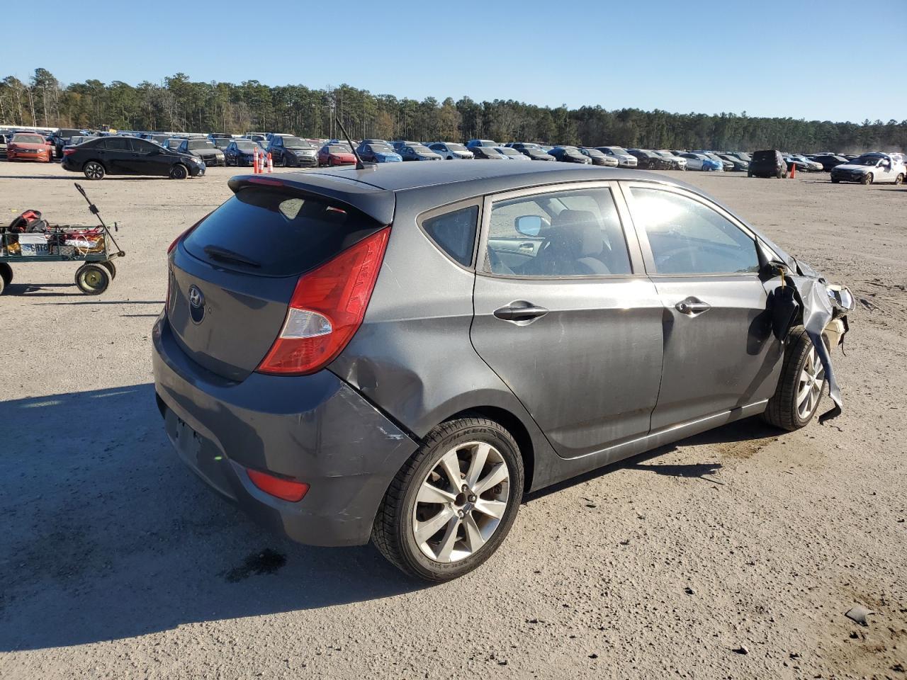 2012 HYUNDAI ACCENT GLS - Фото 3