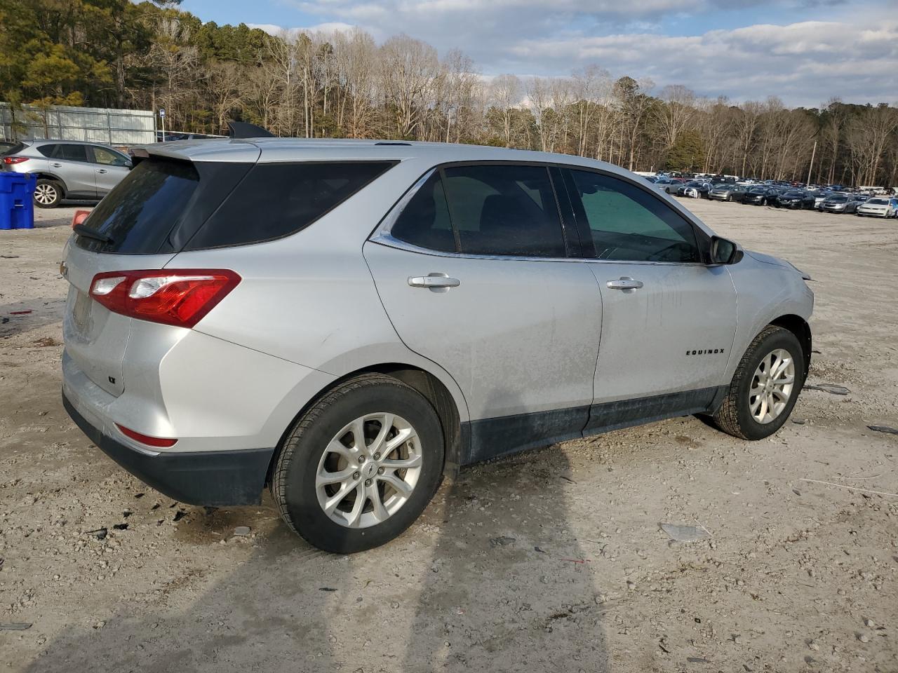 2019 CHEVROLET EQUINOX LT - Image 3