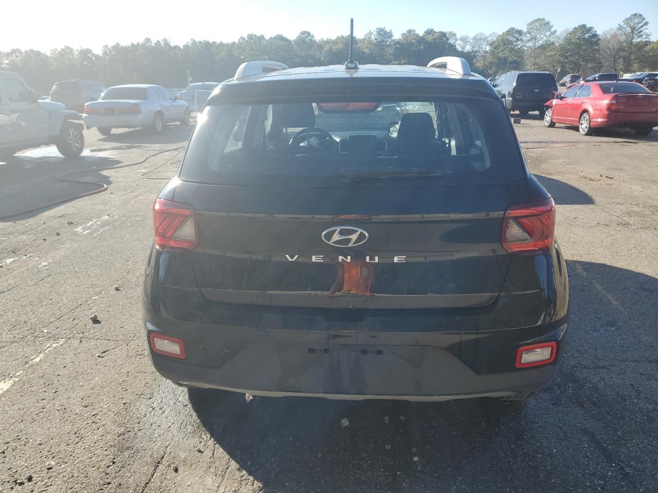 2023 HYUNDAI VENUE SEL - Image 6