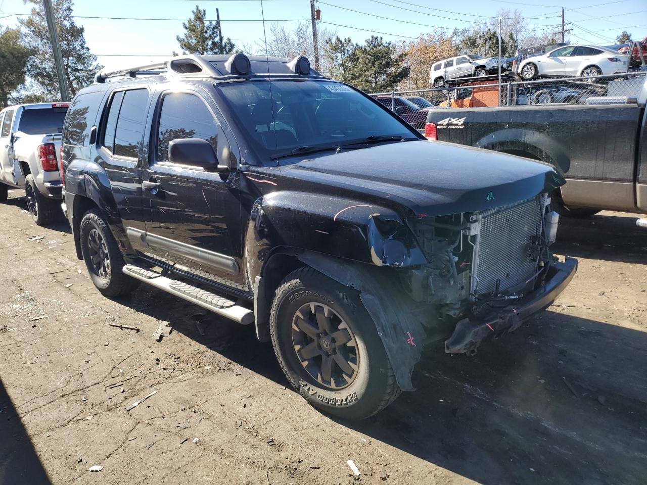 2015 NISSAN XTERRA X - Image 4
