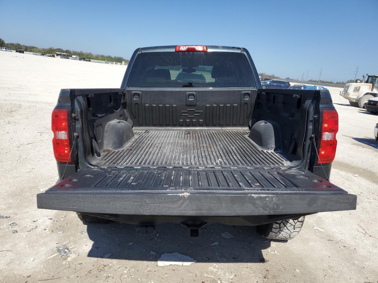 2018 CHEVROLET SILVERADO - Фото 6