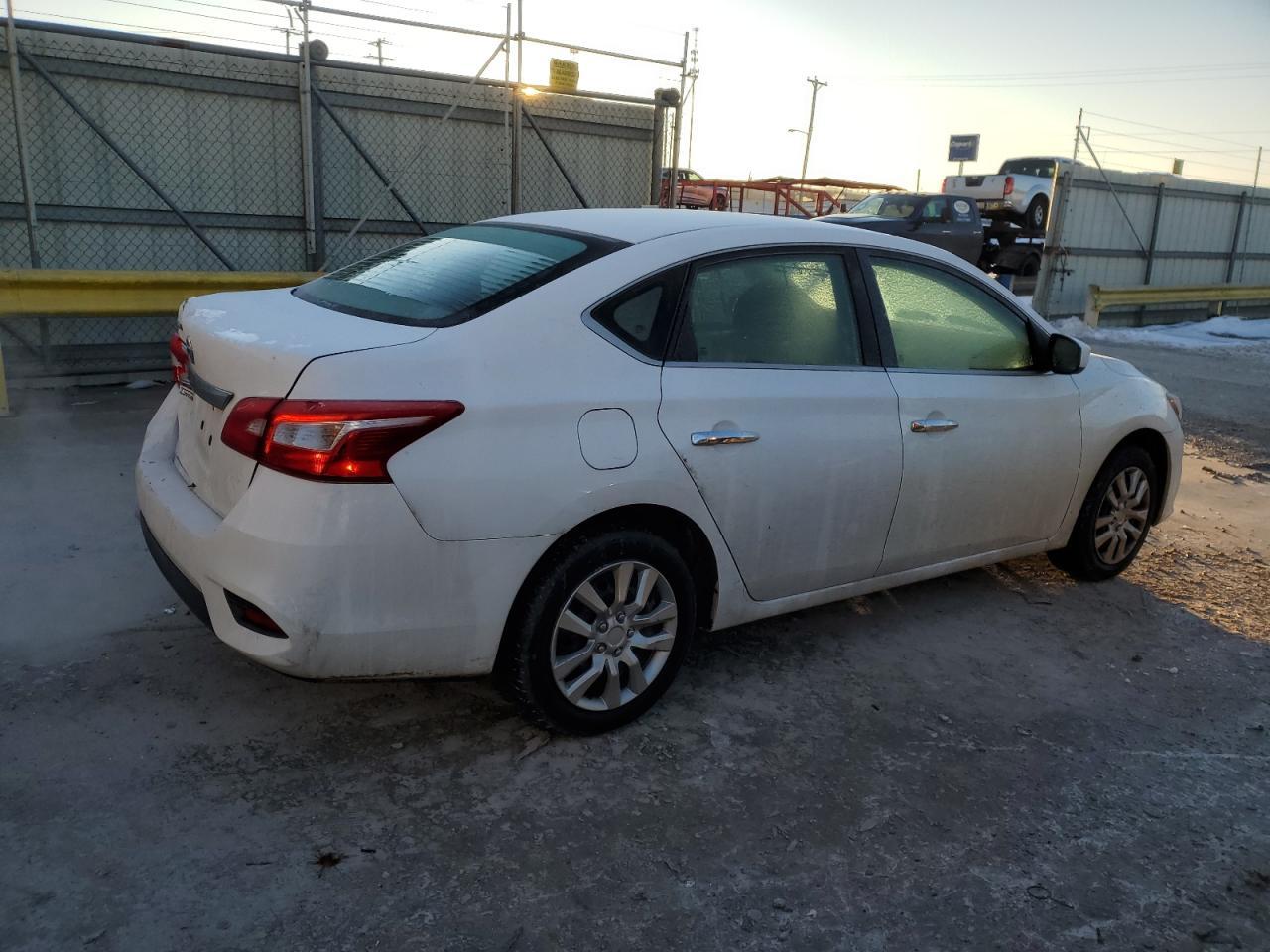 2018 NISSAN SENTRA S - Image 3