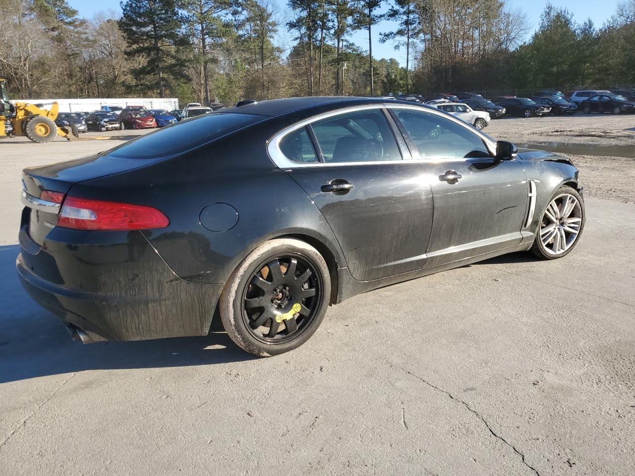 2011 JAGUAR XF SUPERCH - Image 3