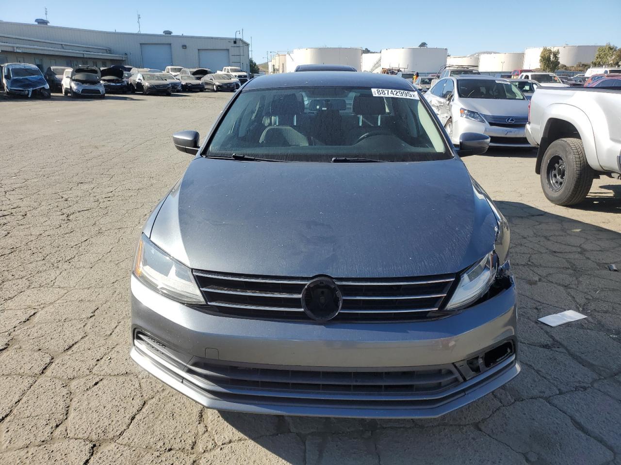 2017 VOLKSWAGEN JETTA S - Фото 5
