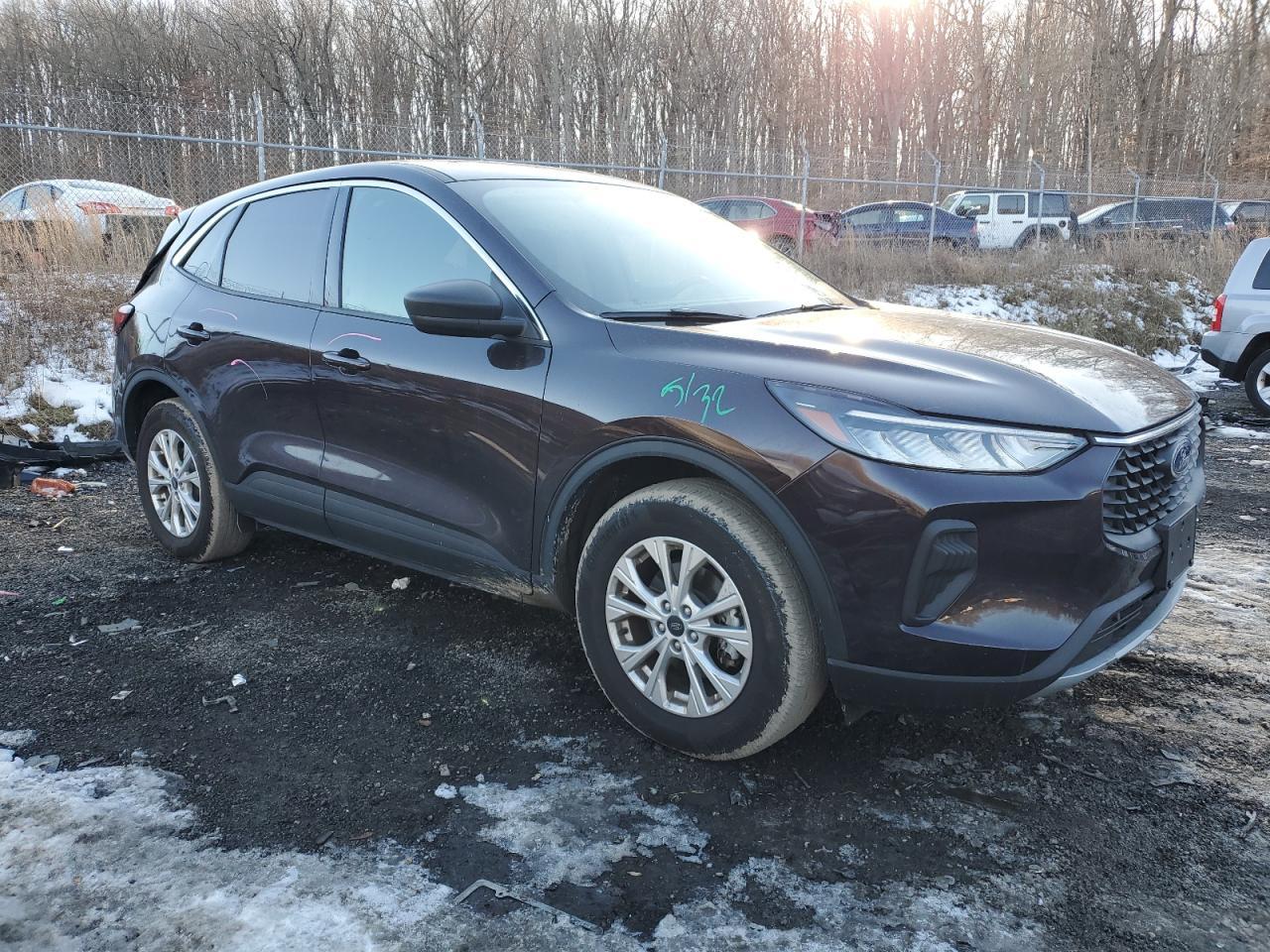 2023 FORD ESCAPE ACT - Фото 4