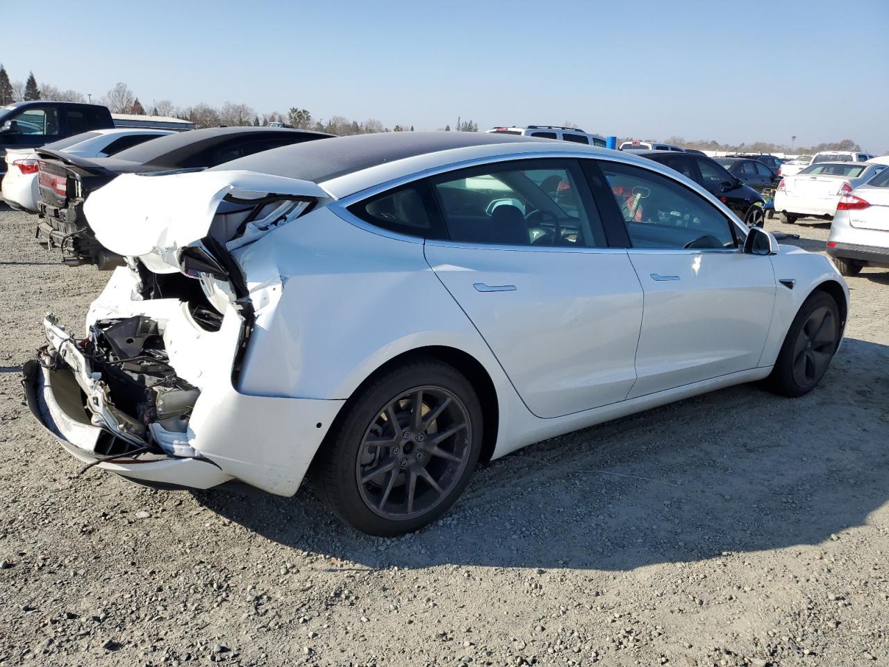 2019 TESLA MODEL 3 - Фото 3