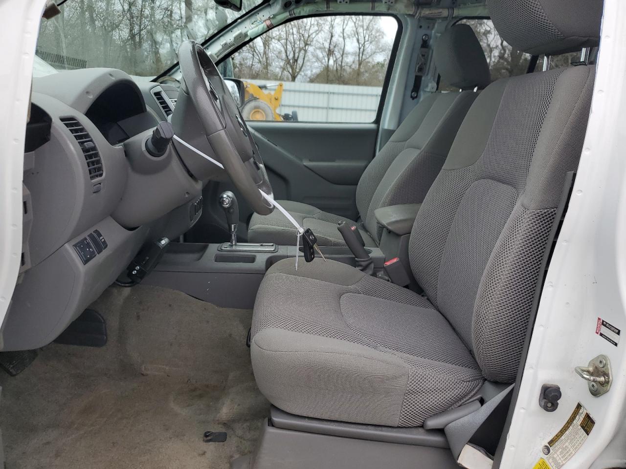 2016 NISSAN FRONTIER S - Фото 7