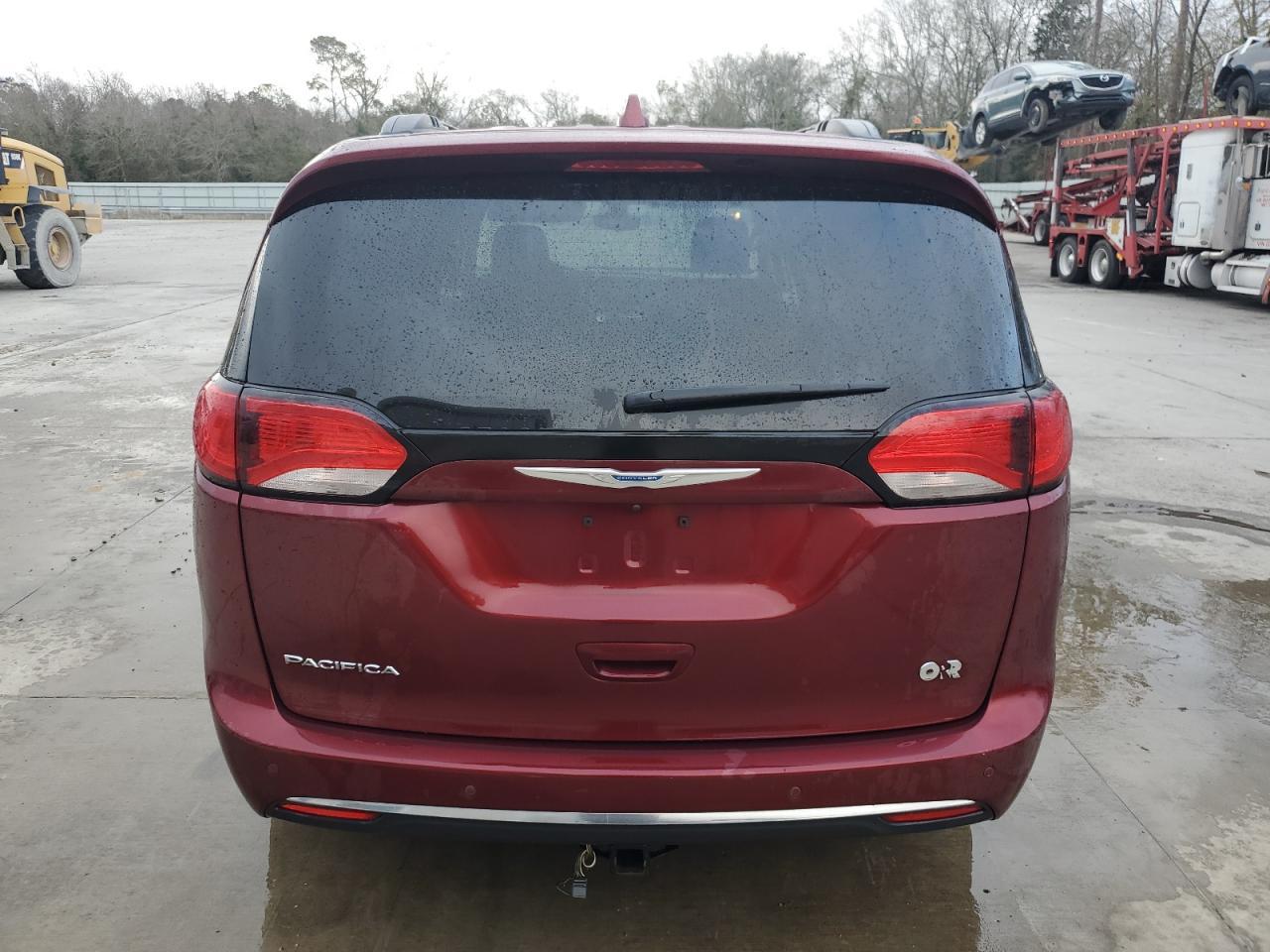 2017 CHRYSLER PACIFICA T - Image 6