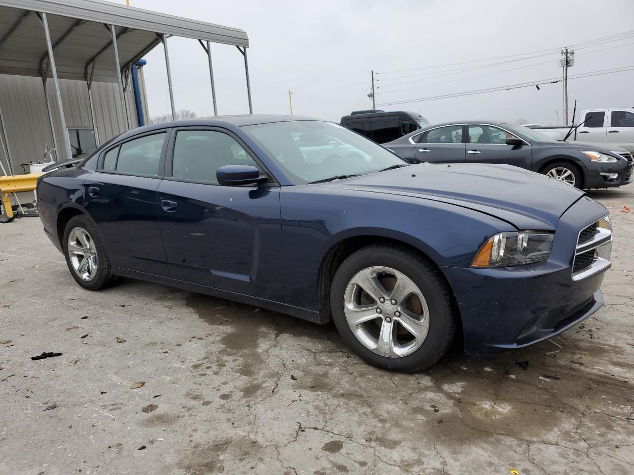 2014 DODGE CHARGER SE - Image 4