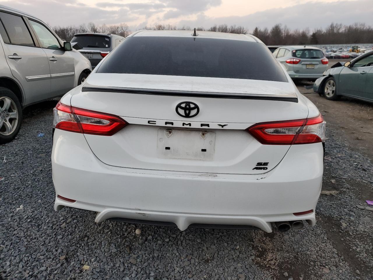 2020 TOYOTA CAMRY SE - Image 6