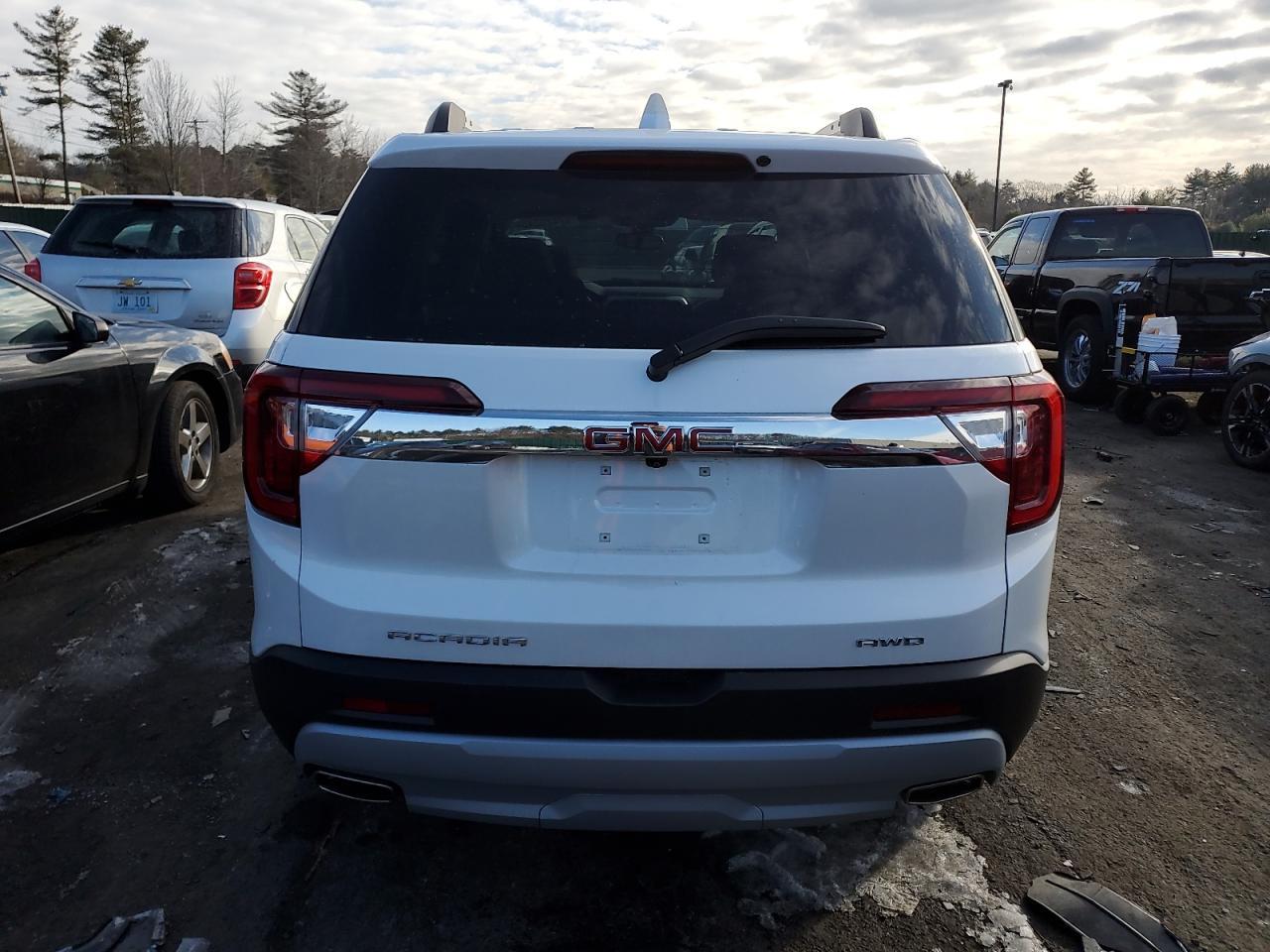 2023 GMC ACADIA SLT - Image 6