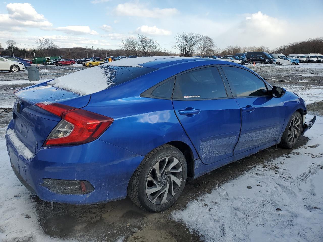 2017 HONDA CIVIC LX - Фото 3