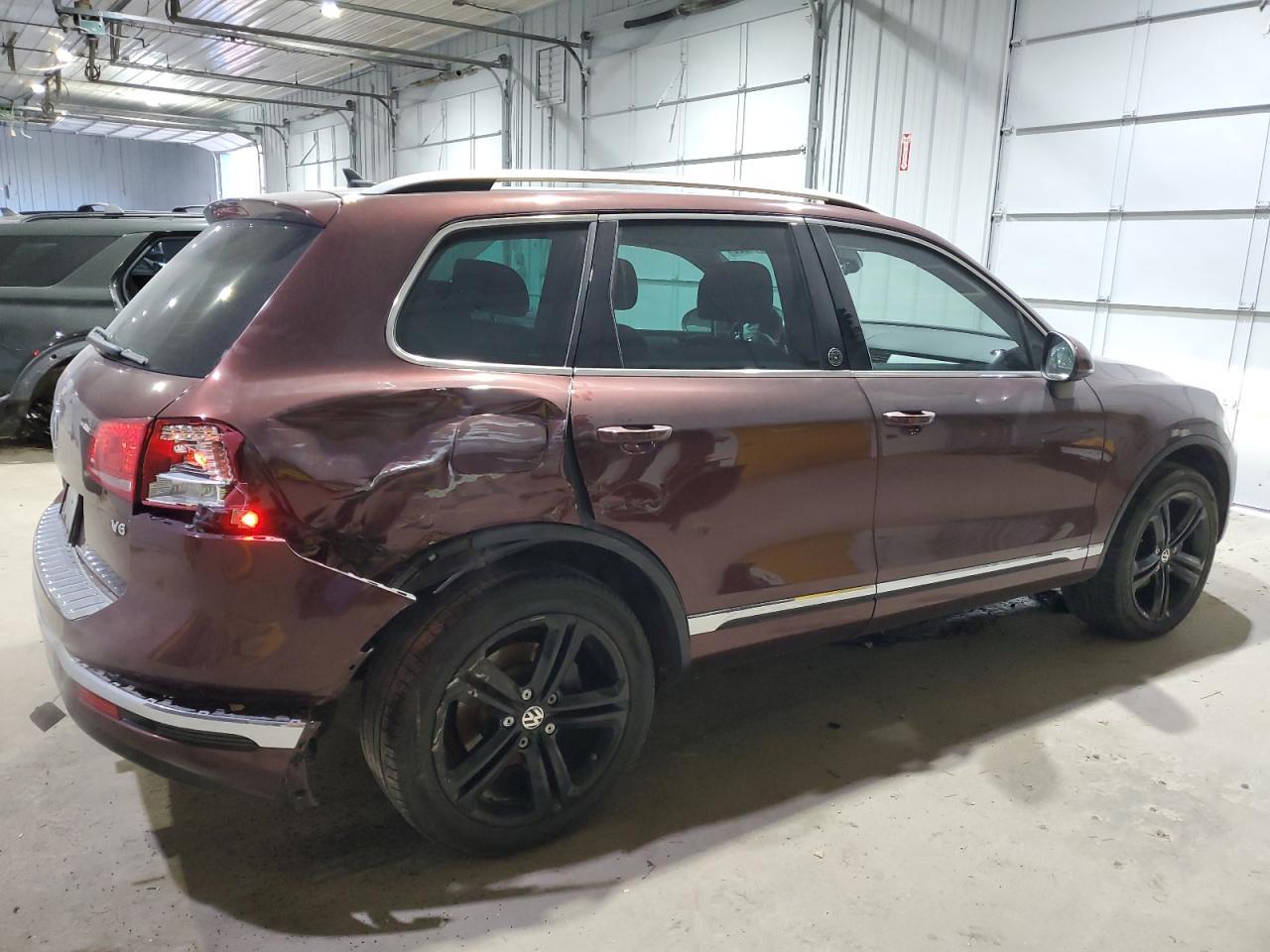 2017 VOLKSWAGEN TOUAREG WO - Фото 3