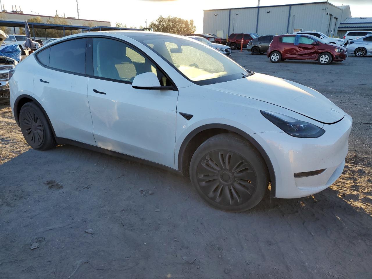 2023 TESLA MODEL Y - Image 4