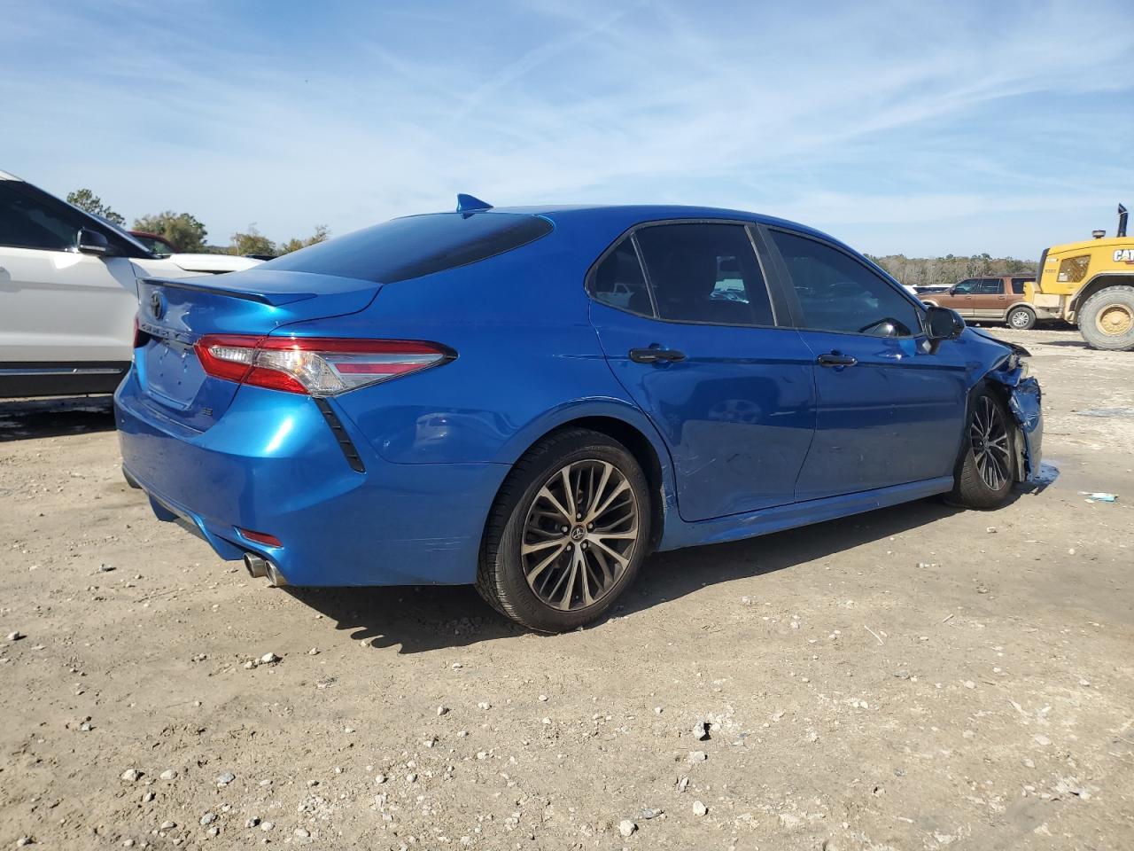 2019 TOYOTA CAMRY L - Image 3
