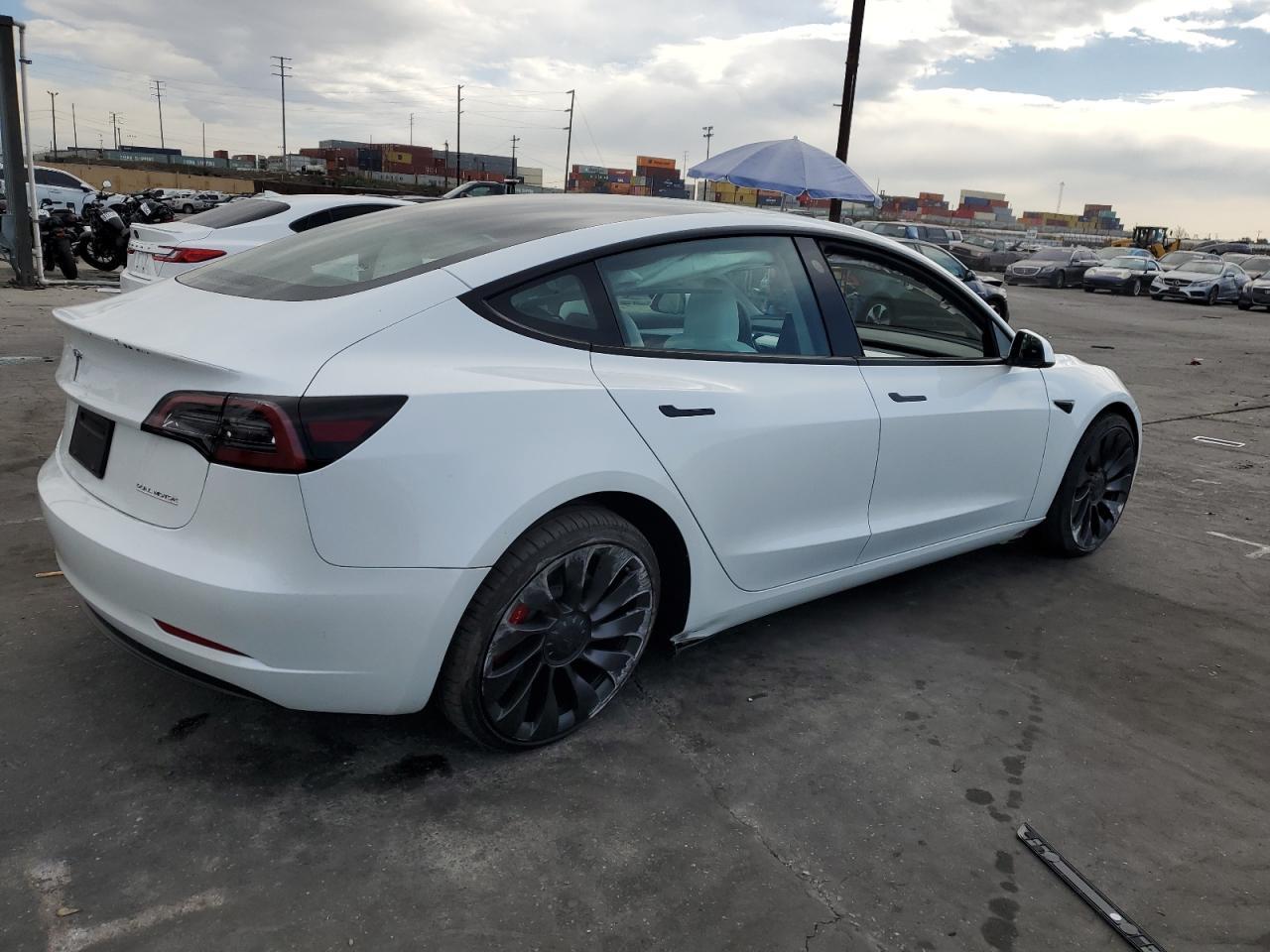 2023 TESLA MODEL 3 - Фото 3