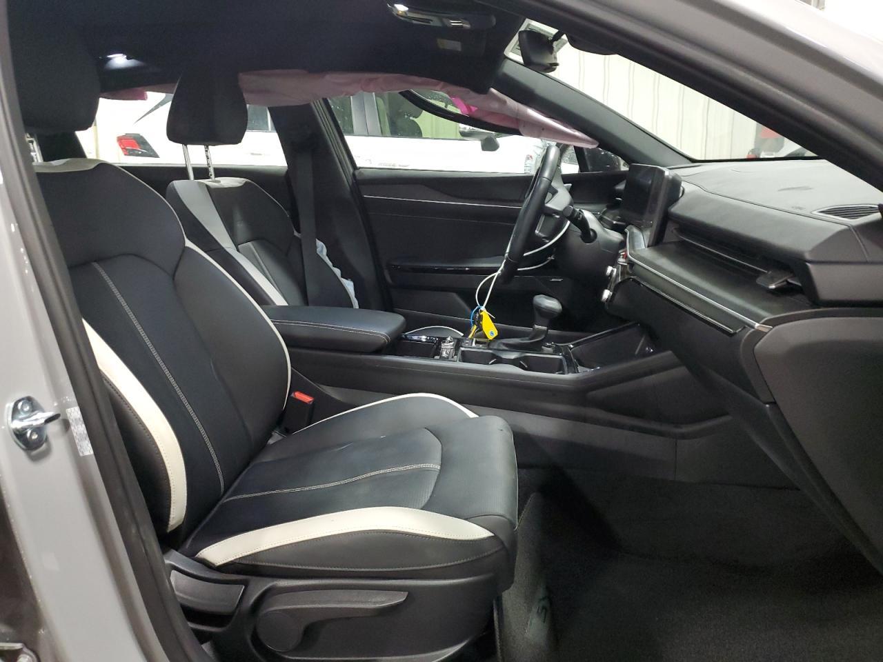 2025 KIA K5 GT LINE - Image 7