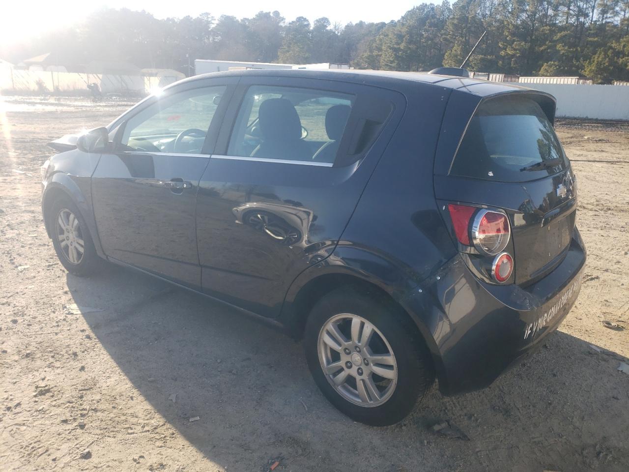 2016 CHEVROLET SONIC LT - Фото 2
