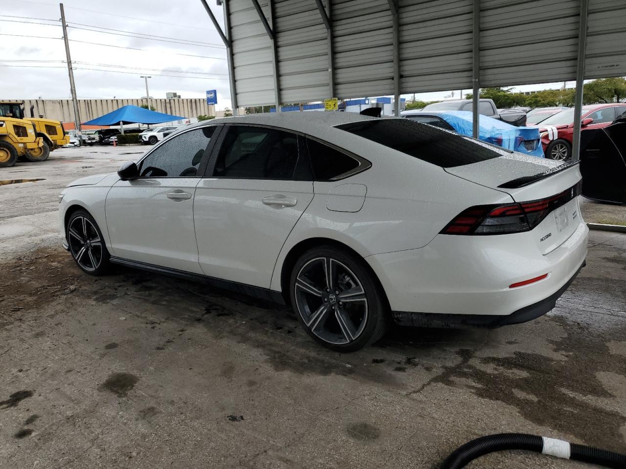 2024 HONDA ACCORD HYB - Image 2