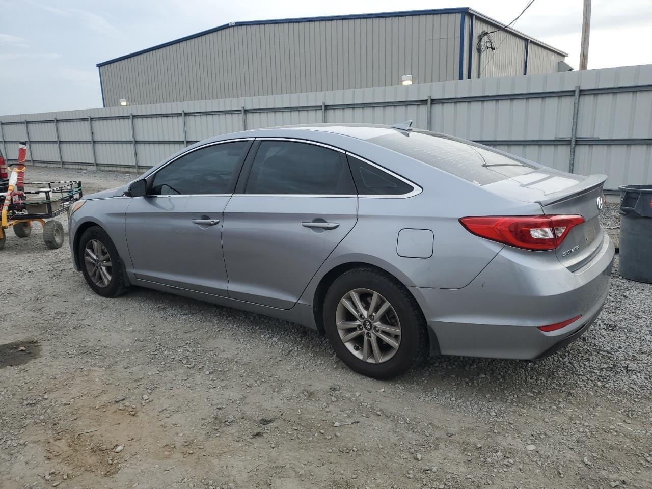 2017 HYUNDAI SONATA SE - Image 2
