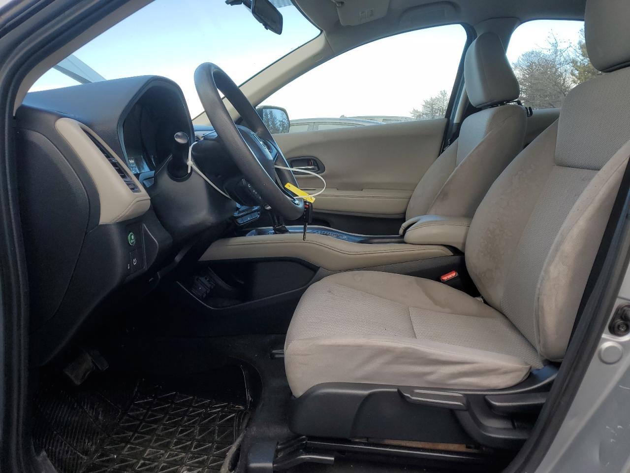 2018 HONDA HR-V LX - Image 7
