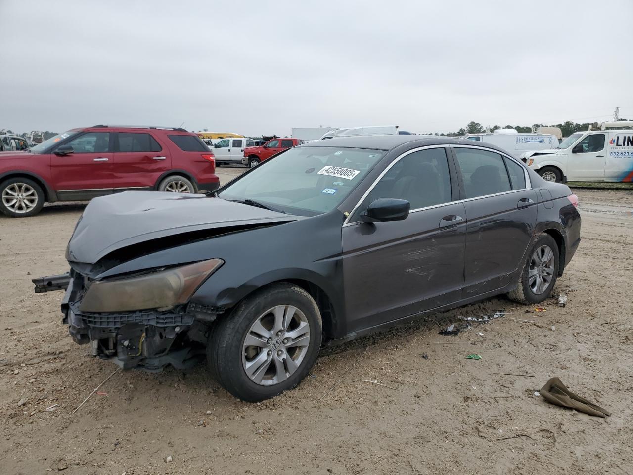 2011 HONDA ACCORD LXP