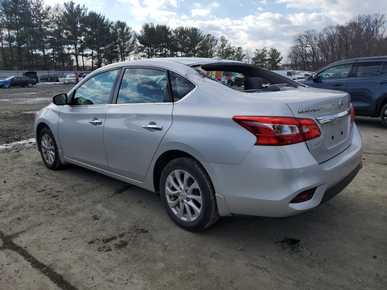 2017 NISSAN SENTRA S - Фото 2