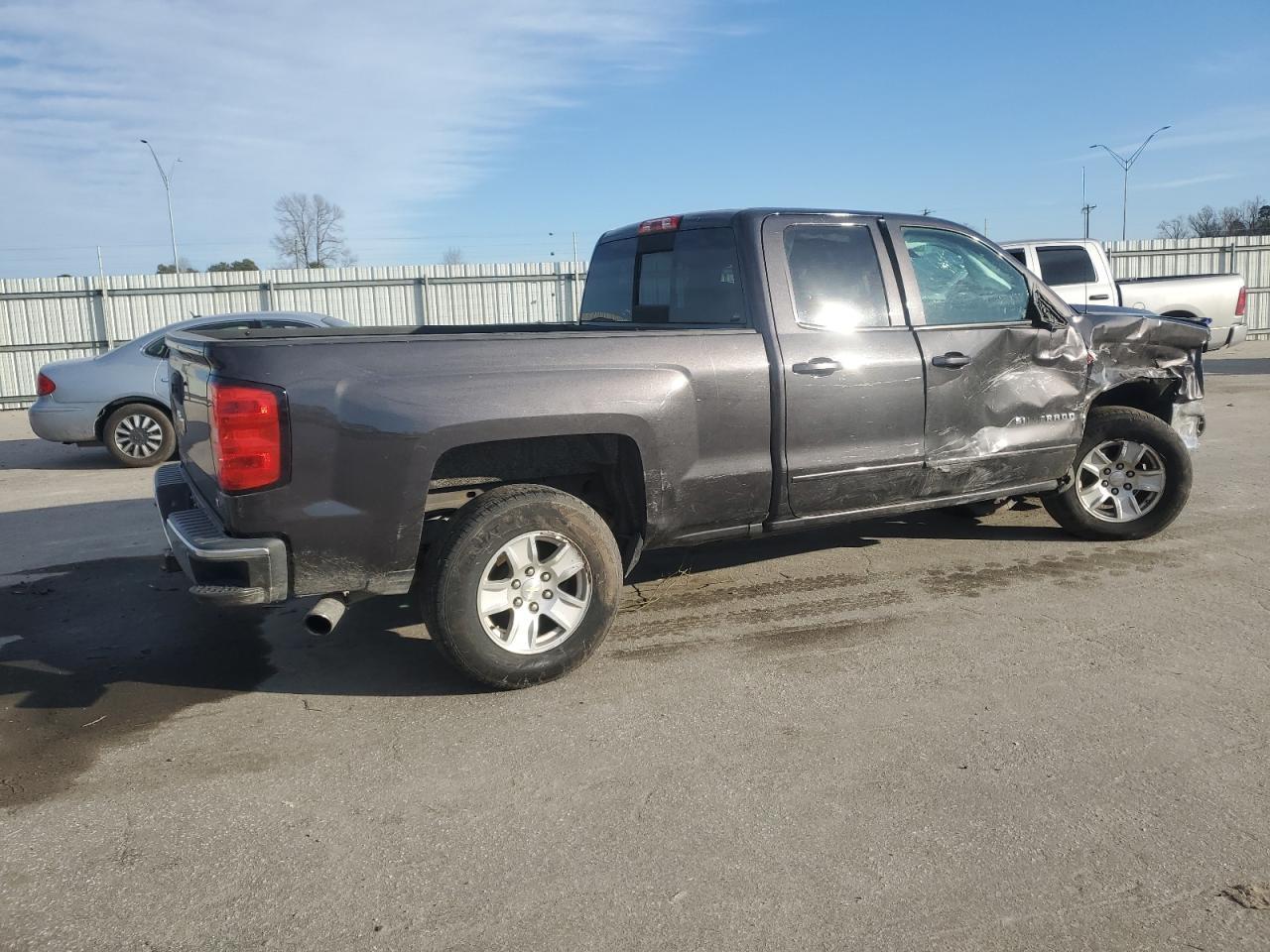 2016 CHEVROLET SILVERADO - Фото 3