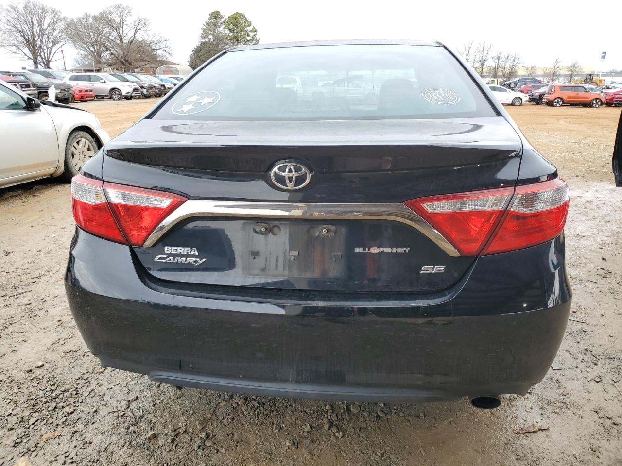 2017 TOYOTA CAMRY LE - Фото 6