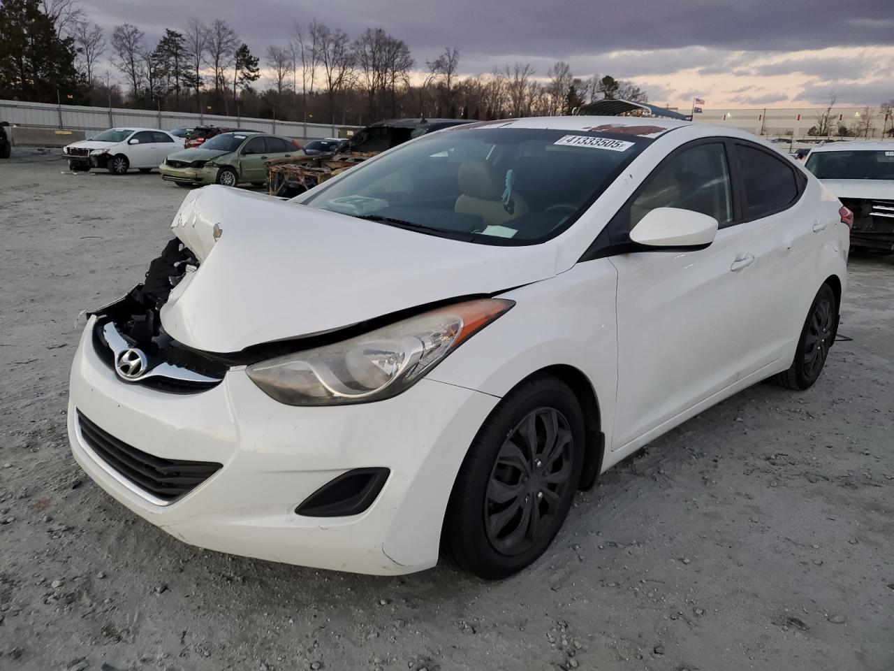 2013 HYUNDAI ELANTRA GL