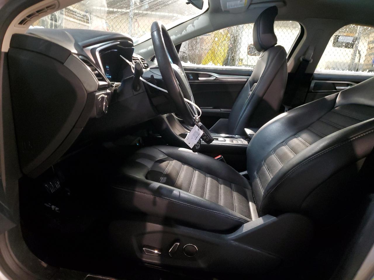 2017 FORD FUSION SE - Image 7