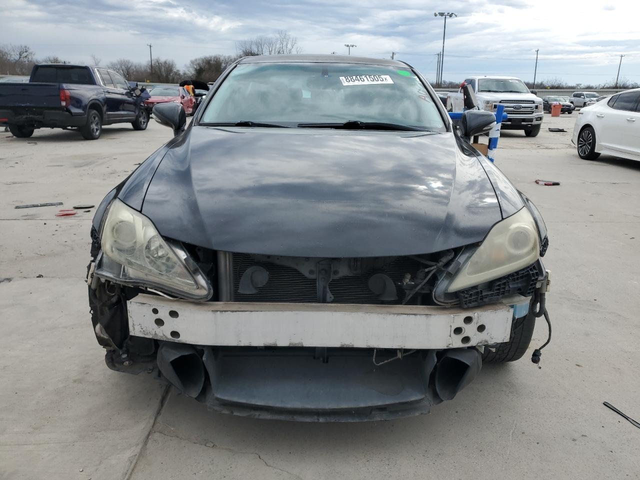 2011 LEXUS IS 250 - Image 5