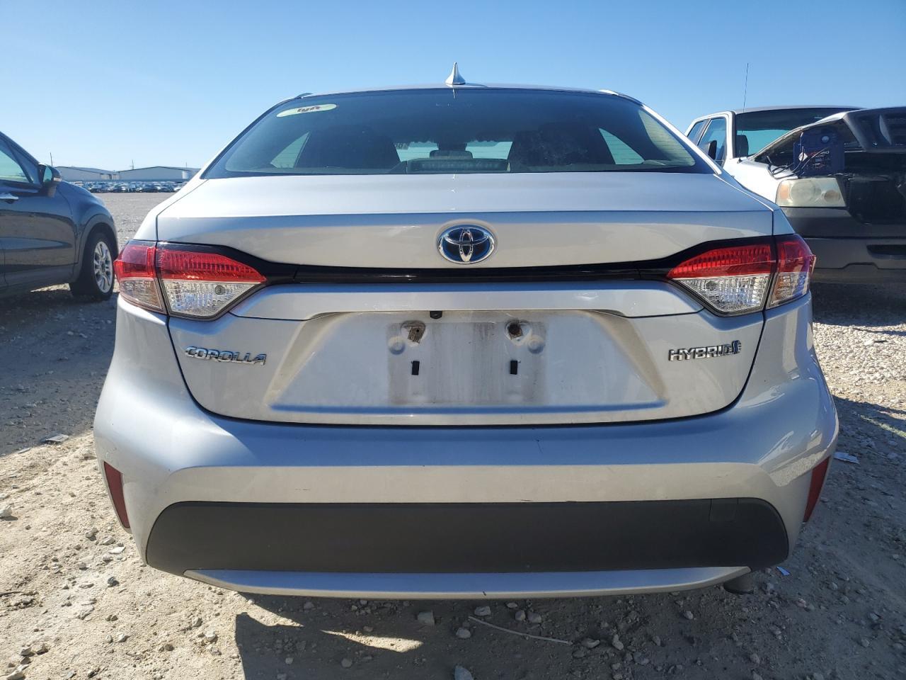 2022 TOYOTA COROLLA LE - Image 6