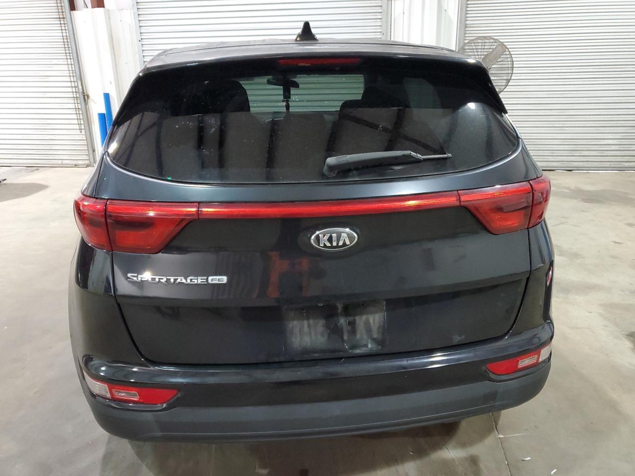2017 KIA SPORTAGE L - Image 6