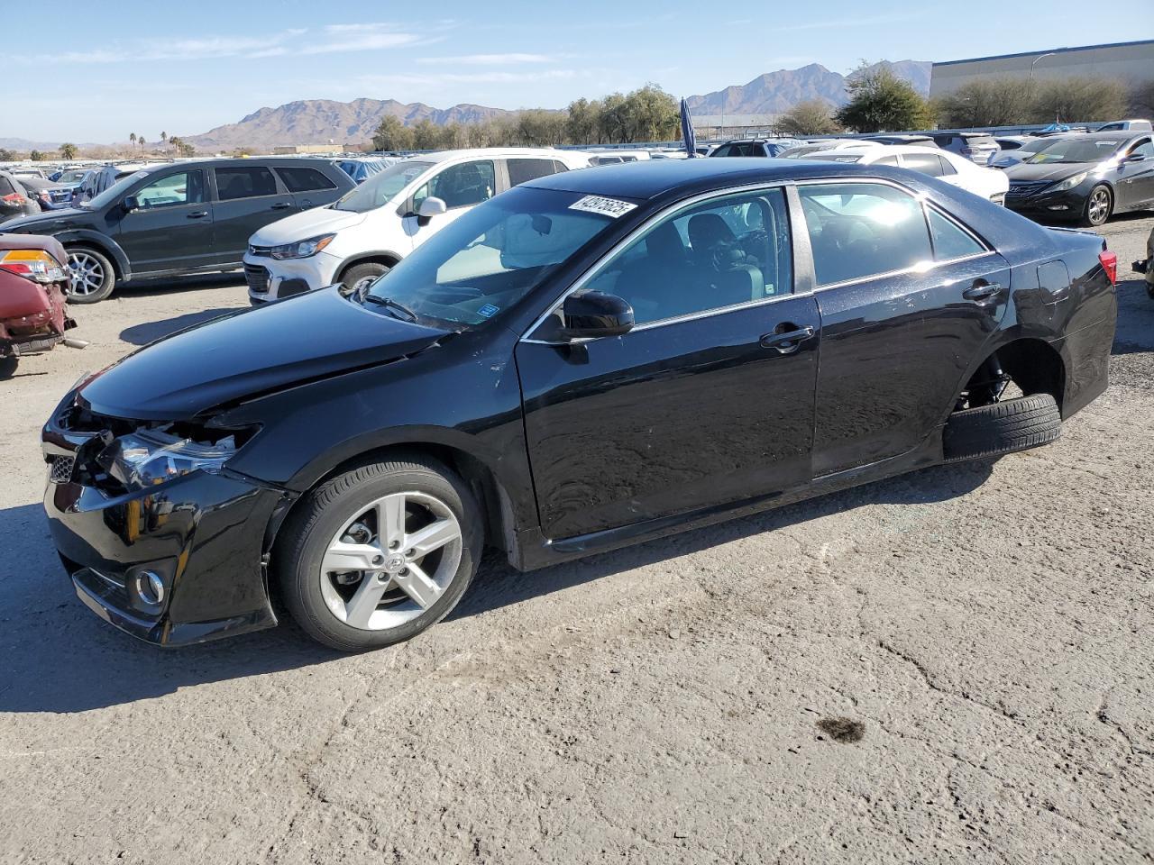 2013 TOYOTA CAMRY L