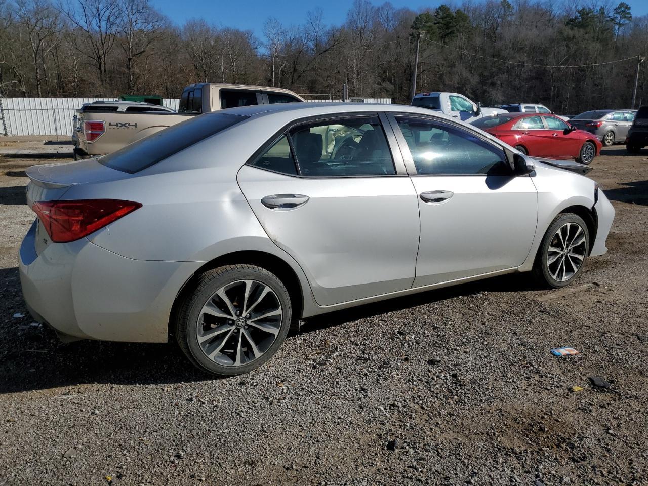2018 TOYOTA COROLLA L - Image 3