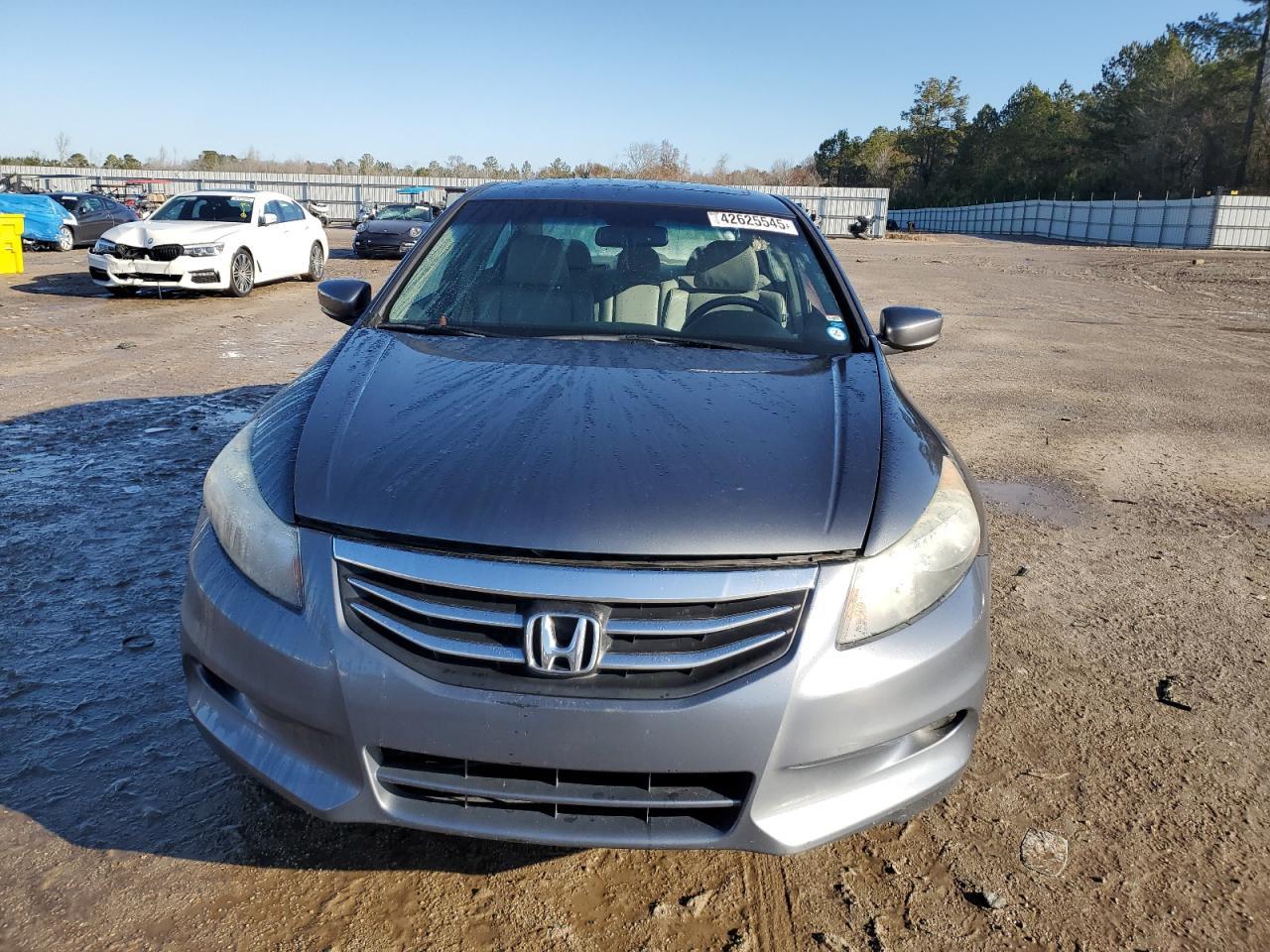 2012 HONDA ACCORD EXL - Image 5