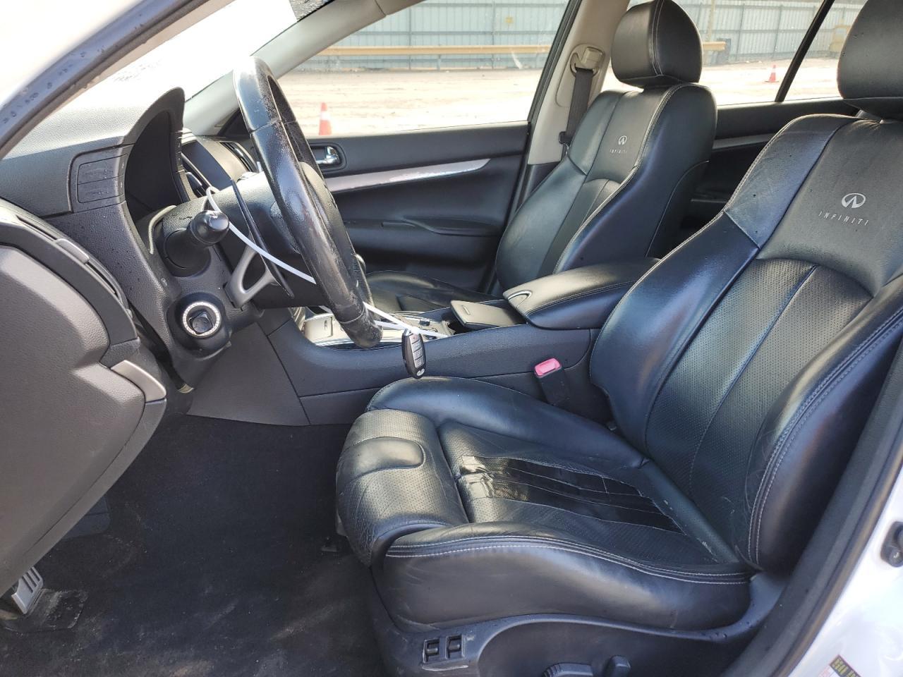 2012 INFINITI G37 - Image 7