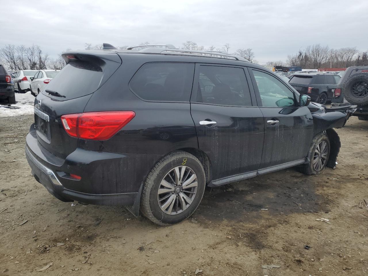 2019 NISSAN PATHFINDER - Фото 3