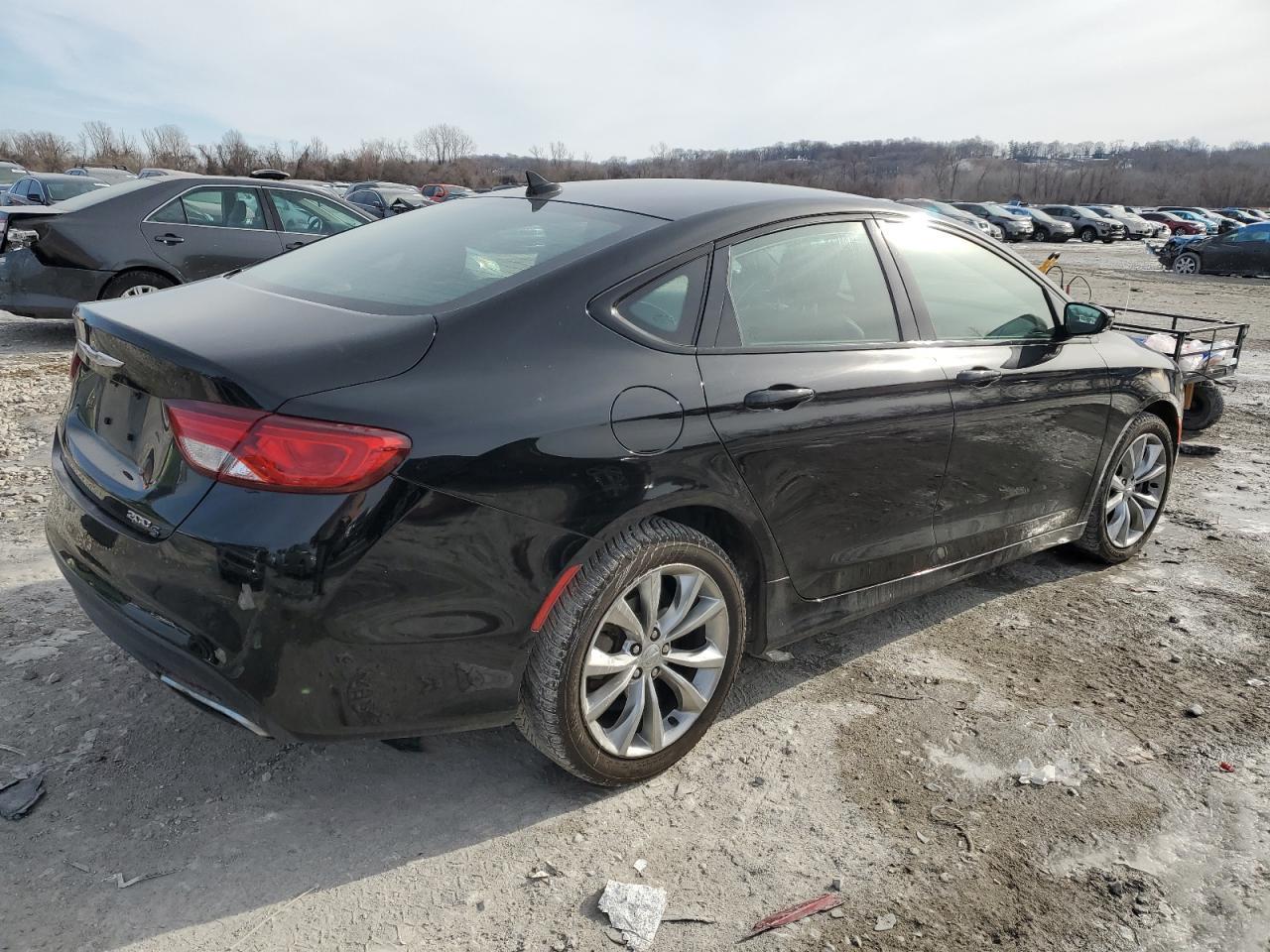 2015 CHRYSLER 200 S - Фото 3