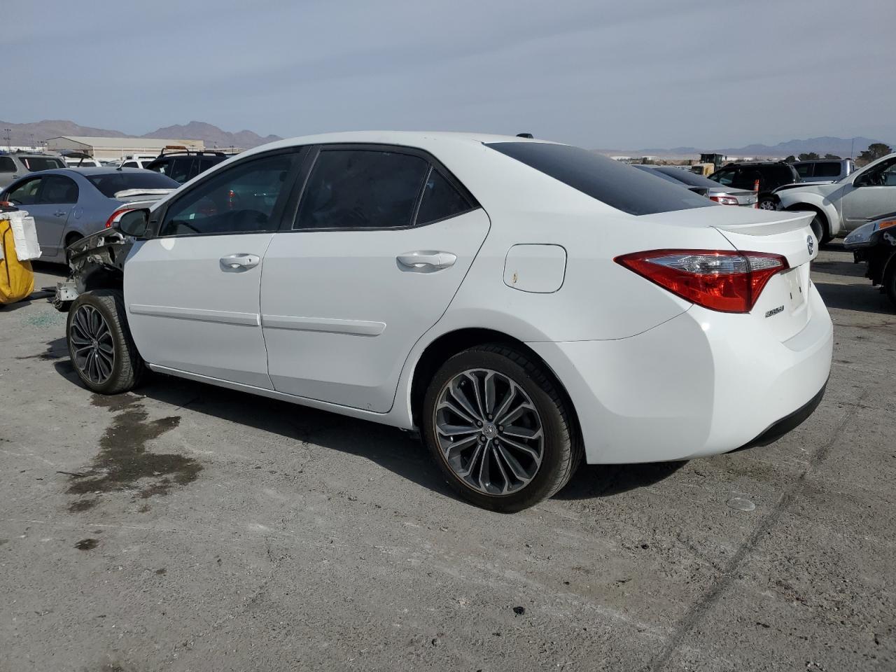 2015 TOYOTA COROLLA L - Image 2